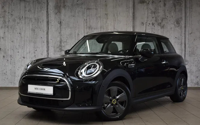 mini cooper s dolnośląskie MINI Cooper S cena 165900 przebieg: 8198, rok produkcji 2023 z Tuchola